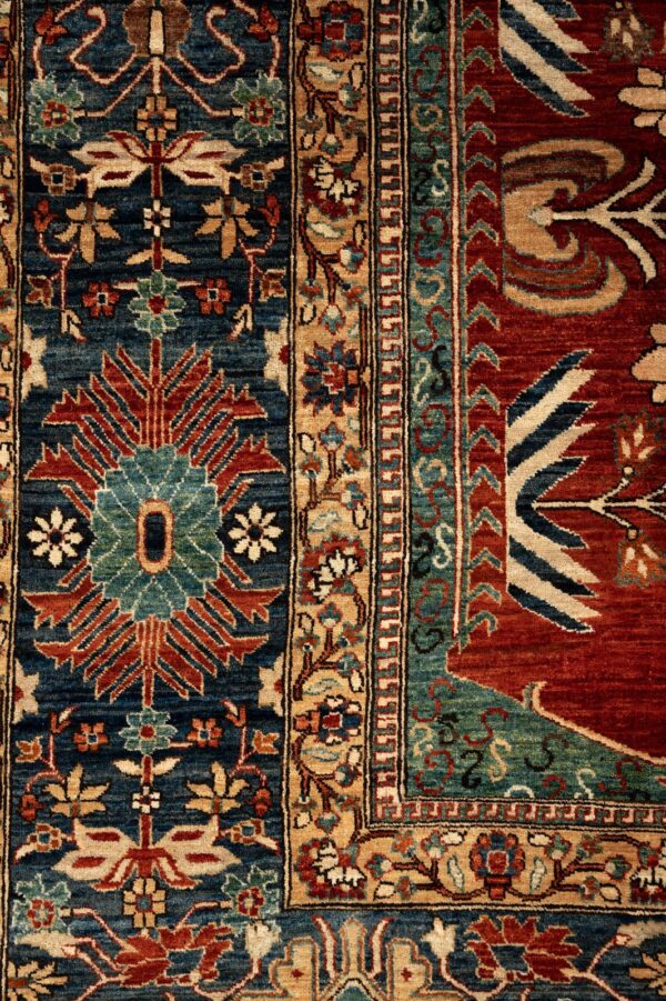 Chob Rang  298cm x 250cm / 9'9'' x 8'3'' - Image 6