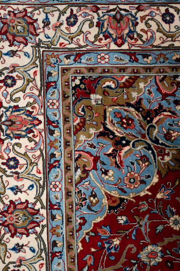 Moud  335cm x 236cm / 11' x 7'9'' - Image 7