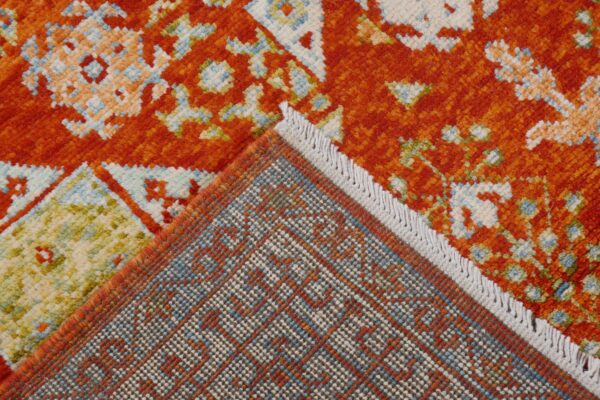 Abshar  240cm x 178cm / 7'11'' x 5'10'' - Image 4