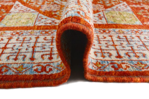 Abshar  240cm x 178cm / 7'11'' x 5'10'' - Image 5