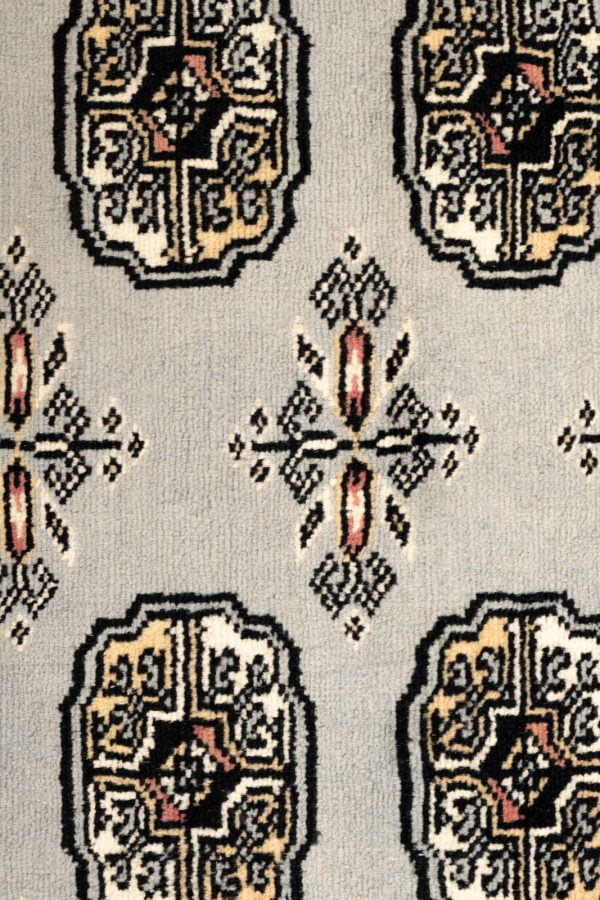 Bokhara 273cm x 183cm / 8'11'' x 6' - Image 8