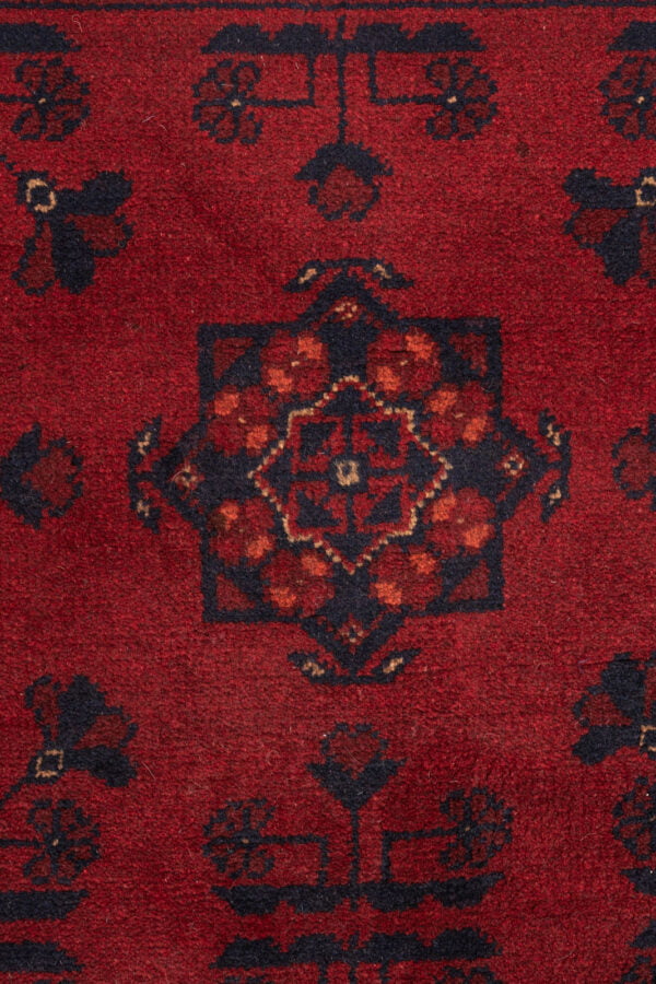 Khan 387cm x 61cm / 12'8'' x 2' - Image 4
