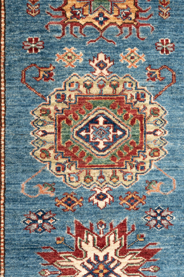 Fine Kazak 338cm x 86cm / 9'7'' x 2'10'' - Image 4