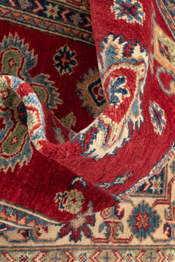 Fine Kazak 174cm x 120cm / 5'8'' x 3'11'' - Image 2
