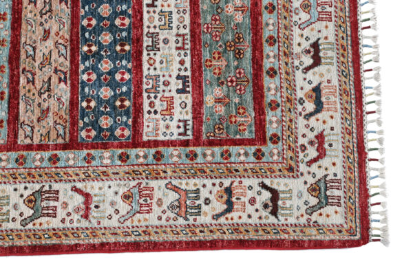 Aryana Rug 239cm x 174cm / 7'10'' x 5'9'' - Image 4