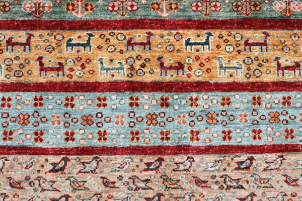 Aryana Rug 239cm x 174cm / 7'10'' x 5'9'' - Image 3