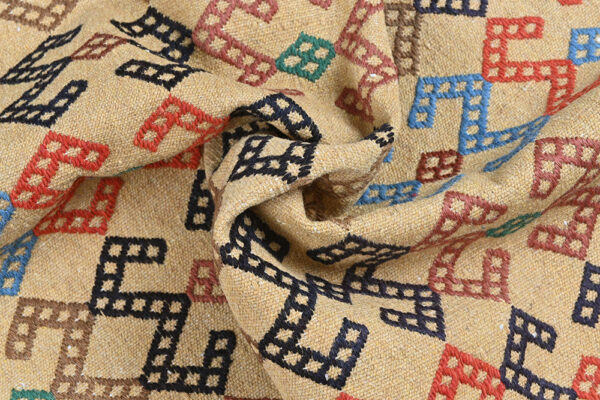 Soumak Kilim 127cm x 78cm / 4'2'' x 2'7'' - Image 2