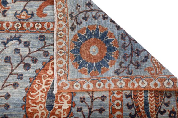 Chob Rang Rug 301cm x 242cm / 9'10'' x 7'11'' - Image 9