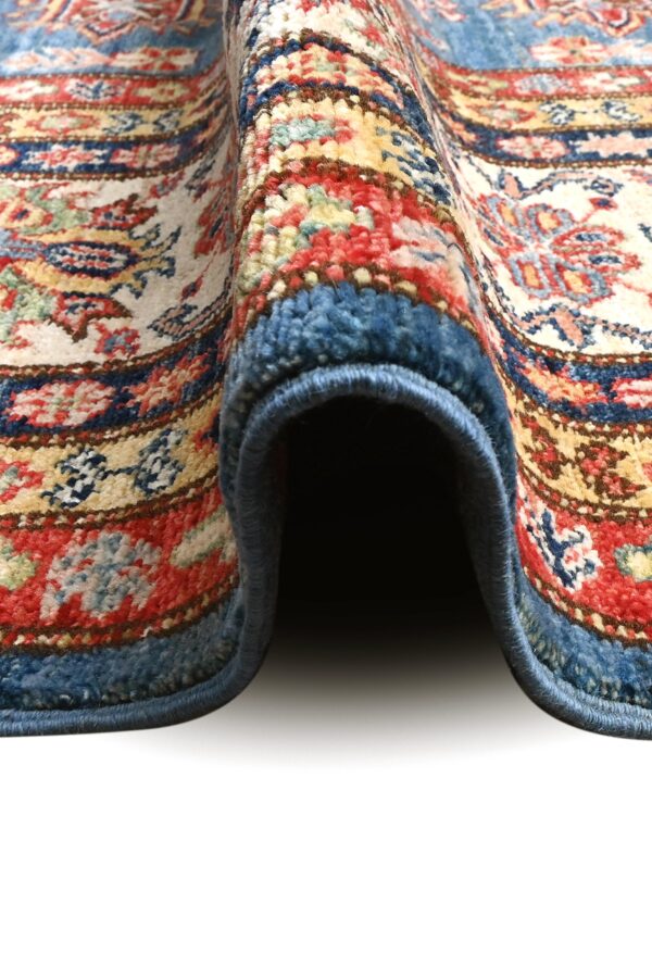 Fine Kazak 357cm x 277cm / 11ft 9in x 9ft 1in - Image 4