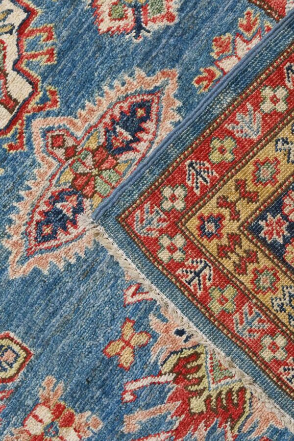 Fine Kazak 357cm x 277cm / 11ft 9in x 9ft 1in - Image 6