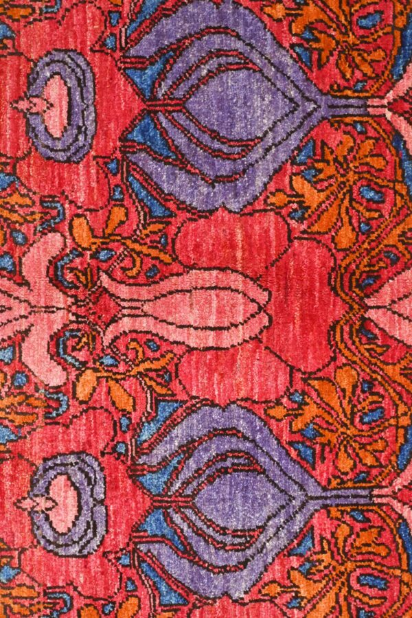Arts and Crafts Chob Rang Rug 237cm x 155cm / 7ft 9in x 5ft 1in - Image 3